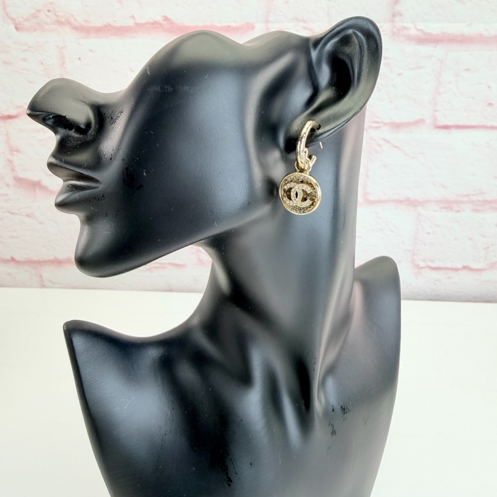 Chanel Crystal Cc Hammered Drop Earrings - Picture 2 of 9